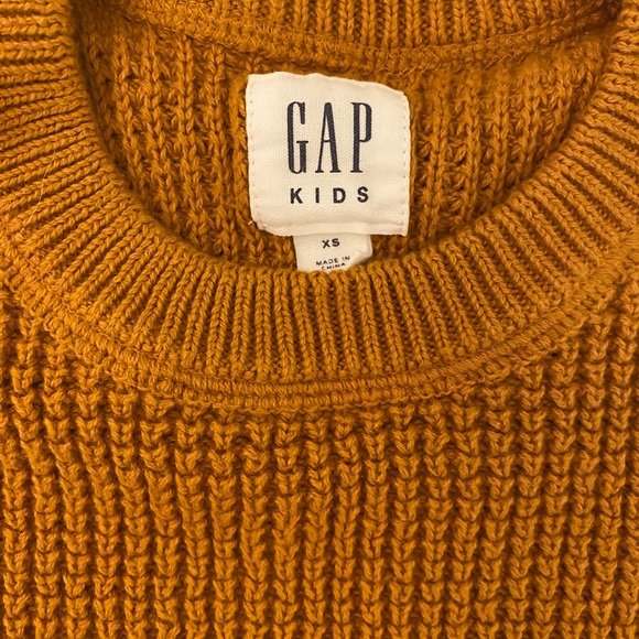 GAP KIDS XS (4/5) mustard yellow knit sweater - Picture 2 of 3